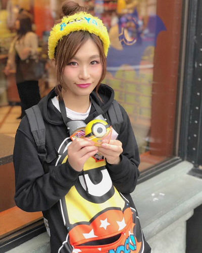 ふわふわカチューシャとミニオンパーカー