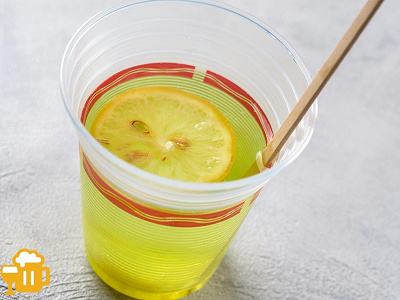 ホットレモネードカクテル（グリーンアップルリキュール＆レモン）