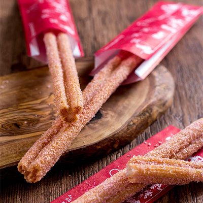 ミッキーチュロス（ストロベリー）