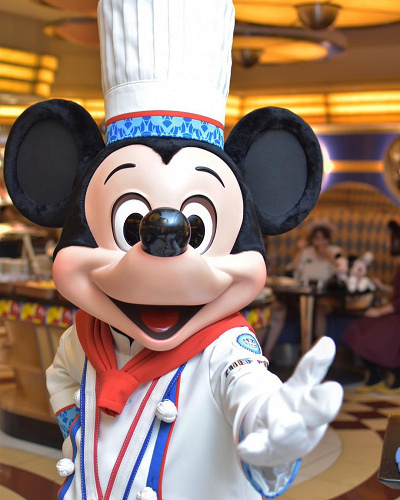 シェフ・ミッキー徹底ガイド】キャラクターや料金、予約のコツ、誕生日