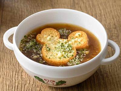 オニオンスープ、チーズクルトン添え