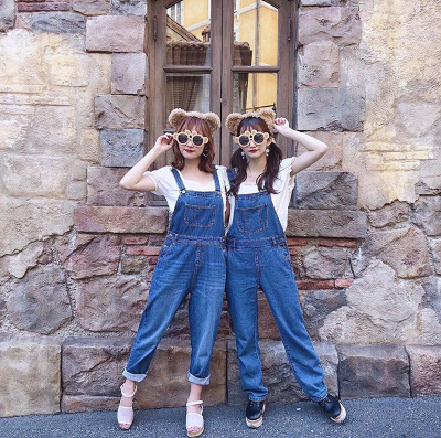 オーバーオールコーデ