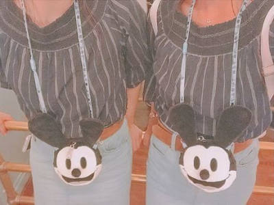 ストライプオフショルブラウス