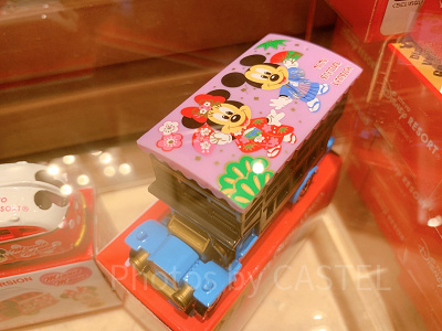 2020年お正月限定トミカ（オムニバス 天井面）