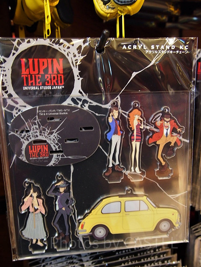 アクリルスタンドキーチェーン