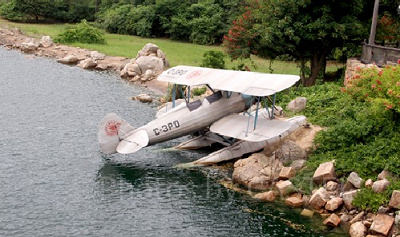 ロストリバーデルタにある飛行機