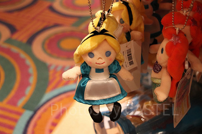 アリスぬいぐるみバッジ