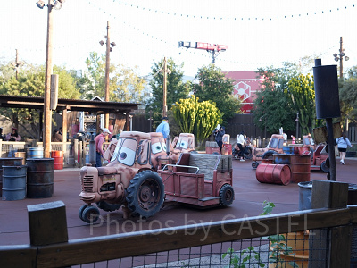 カリフォルニアアナハイムディズニーのアトラクション：メーターのジャンクヤード・ジャンボリー