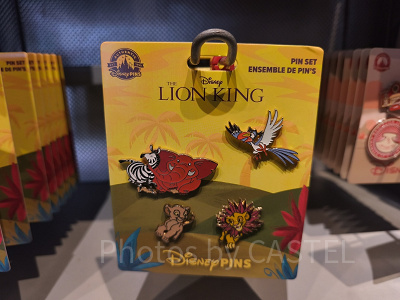 アナハイムディズニーのピンバッジ：ライオンキングモチーフ4個セット