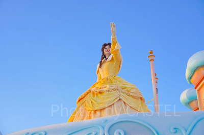 「As Long As There's Christmas（クリスマスがある限り）」