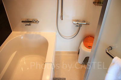 洗い場付きのバスルーム