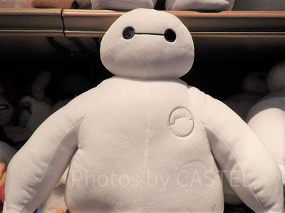 ベイマックスのぬいぐるみ