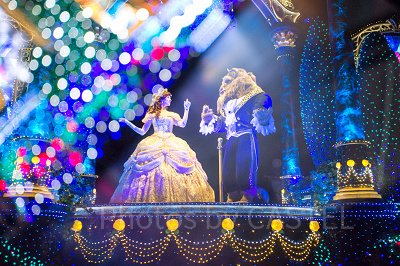 美女と野獣フロート（多重露光）