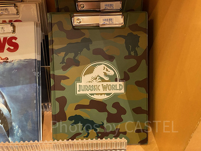 ジュラシックワールドのロゴ入りバインダー