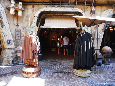 ブラック・スパイア・アウトフィッターズ