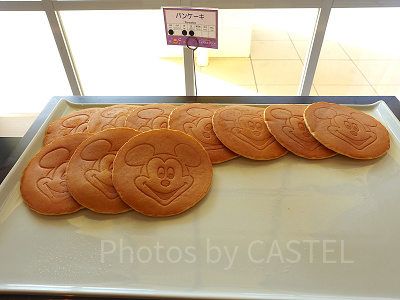 朝食メニュー：ミッキーパンケーキ