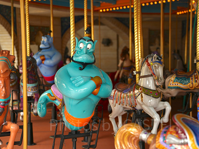 キャラバンカルーセルのジーニー型ライド