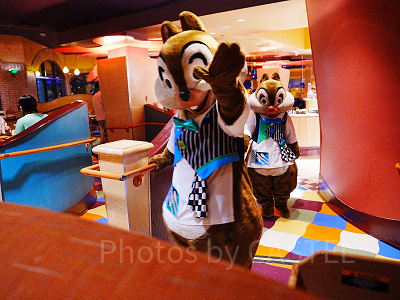 カリフォルニア・ディズニーのキャラクターダイニング完全攻略！全4
