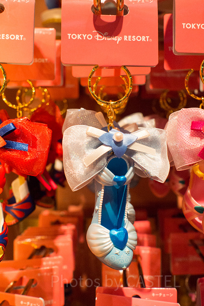 最新】ディズニーキーホルダー50選！美女と野獣、ベイマックスなど新