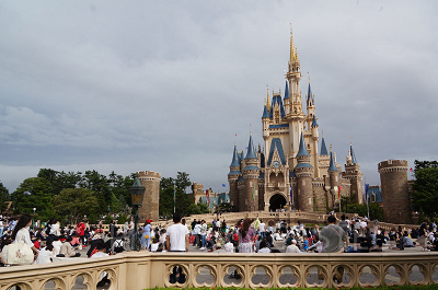 ミッキー＆フレンズのキャッスルグリーティングの混雑状況