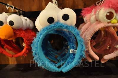 2020】USJのクッキーモンスターグッズ10選！ぬいぐるみ、カチューシャ