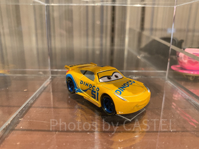 クルーズ・ラミネス（DINOCOレーシングタイプ）トミカ