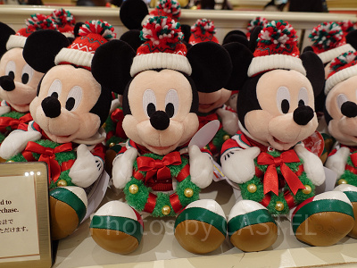 ディズニークリスマス2022】ミッキーやプーさんのグッズを徹底解説