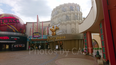 ディズニーストアのトレーナー