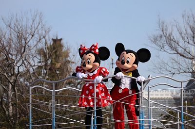 ディズニーランドのショープログラム「ジャンボリミッキー」