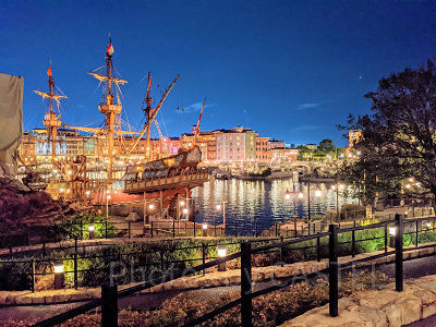 ディズニーシー夜景おすすめスポット：フォートレス・エクスプロレーション前