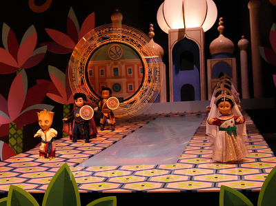 ドクター・ストレンジとウォン(イッツ・ア・スモールワールドwithグルート)