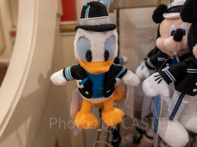 ドナルドぬいぐるみバッジ