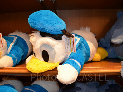 ドナルドぬいぐるみ