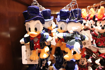 ベスト＋ジャケットでオシャレにきめたドナルドのぬいば