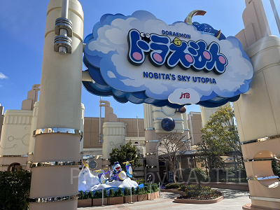 ドラえもんXRライドアトラクション入口