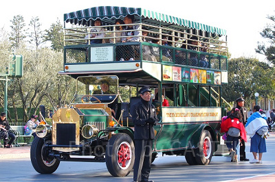 2階建てバスのオムニバス