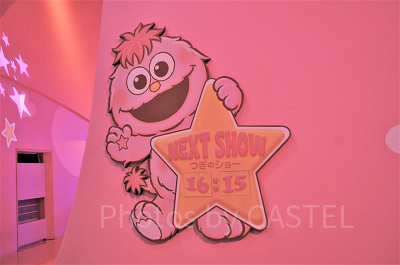 モッピーのラッキ・ダンス・パーティー入り口