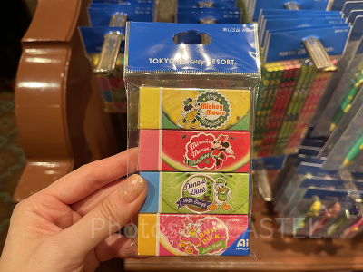 消しゴムセット（ディズニー夏のフルーツグッズ）