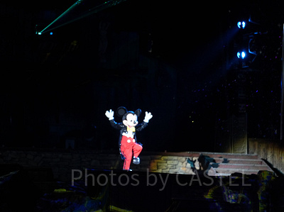 カリフォルニア・アナハイムディズニーランドリゾートのショー：ファンタズミック！
