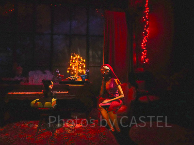 ナイトメアー・ビフォアクリスマスのキャラクター達が登場