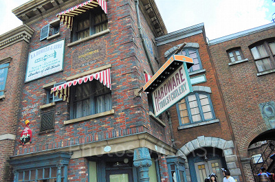 東京からユニバまで：当日帰宅する場合の最も遅い退園時間