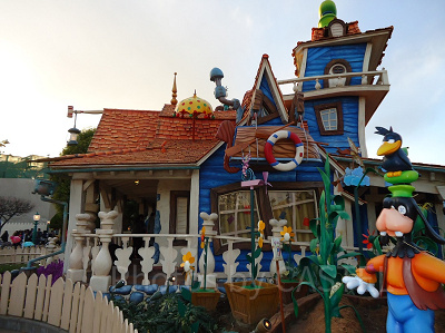 トゥーンタウン内のグーフィーのペイントハウス