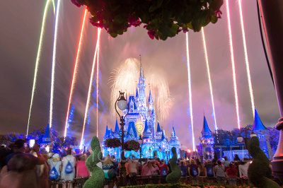 Happily Ever After モアナシーン（マジックキングダム・夜） 設定：16㎜ SS35.0 F10 ISO100（三脚使用・トリミングあり）