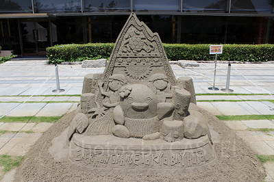 ハワイアンフェアのサンドアート。表と裏でデザインが違います