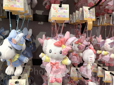 2025】ユニバのハローキティグッズまとめ！カチューシャ、被り物など