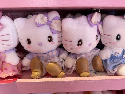 キティのぬいぐるみ
