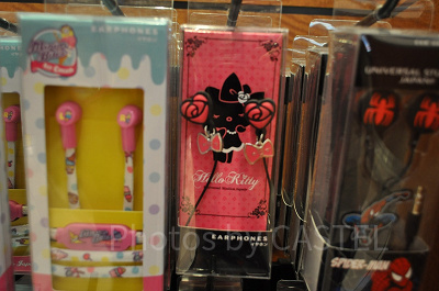 ハローキティのバラ×リボンイヤホン／USJ