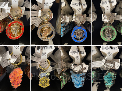 ホグワーツ4寮のキーホルダー