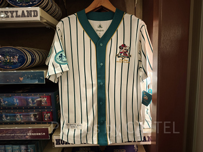 香港ディズニー20周年「Since 2005」グッズ：ベースボールシャツ