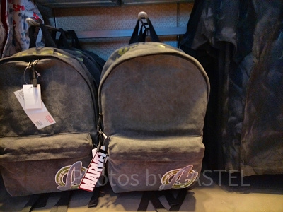 香港ディズニーマーベルグッズ：アベンジャーズリュックサック（深緑）